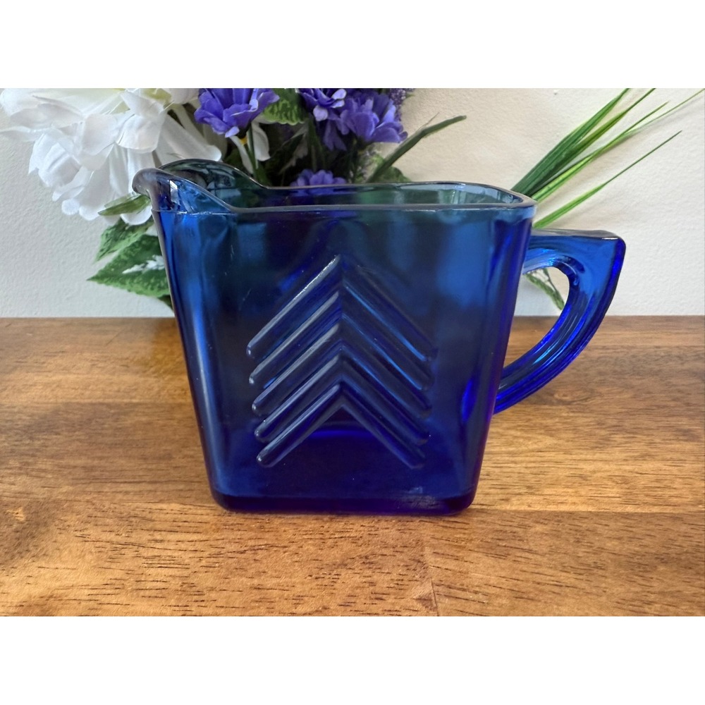 Vintage Hazel Atlas Cobalt Blue Chevron Creamer Depression Glass Pitcher‎ MCM